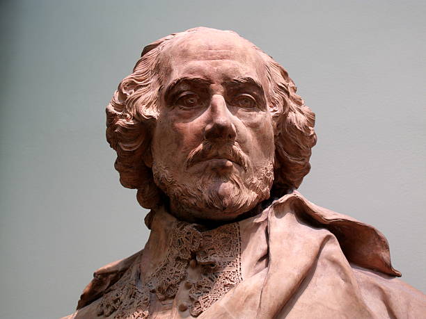 William Shakespeare sculpture Head from a terracotta bust dating from 1730 of the Elizabethan playwright William Shakespeare william shakespeare photos stock pictures, royalty-free photos & images