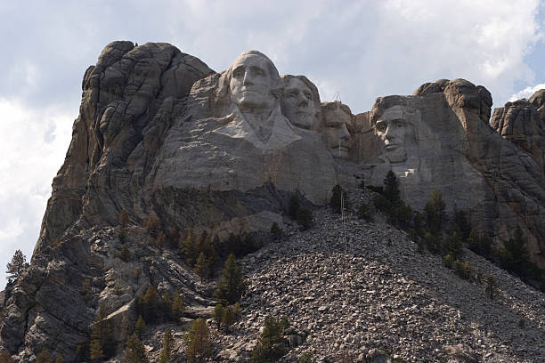 национальный мемориал гора рашмор - mt rushmore national monument usa south dakota president стоковые фото и изображения