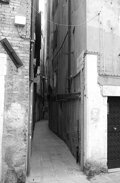 istock Venice Jewish Ghetto Sidestreet 94075435
