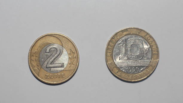 francuskie monety z bliska - france currency macro french coin zdjęcia i obrazy z banku zdjęć