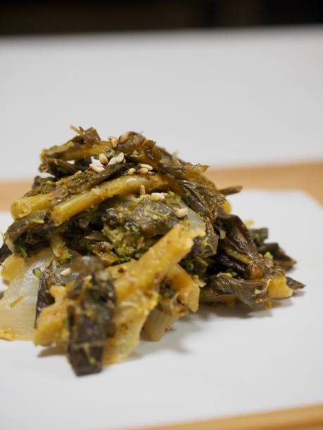 istock Korean food outer leaves stir-fry, Woolzi 940791498