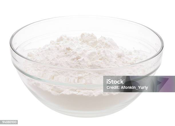 Stos Biały Posiłek W Kubek Szklany - zdjęcia stockowe i więcej obrazów Mąka - Mąka, Miska, Neutralne tło