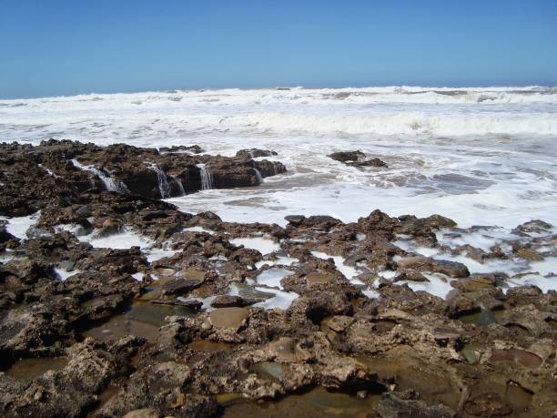 istock BEACH TAMARIS/MAREE HAUTE/ECUME/MOROCCO 940889554
