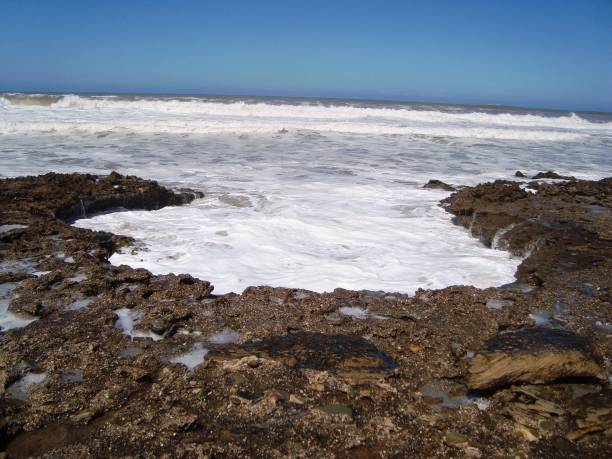 istock BEACH TAMARIS/MAREE HAUTE/ECUME/MOROCCO 940892326