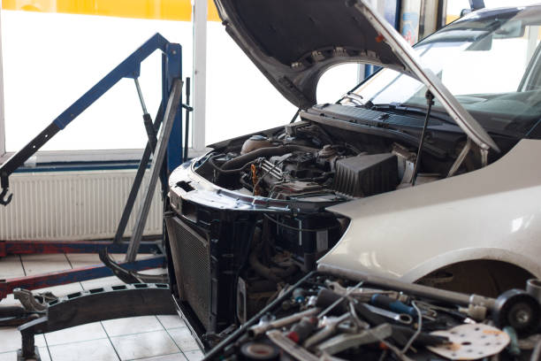 istock Auto mechanic service and repair 940989414