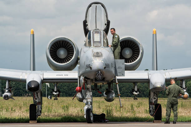A-10 Thunderbolt war plane VOLKEL, NETHERLANDS - JUN 16, 2007: US Air Force A-10 Thunderbolt II attack aircraft on the tarmac of Volkel airbase. a10 warthog stock pictures, royalty-free photos & images
