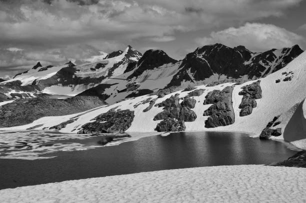 istock Helihiking in British Columbia 941059216