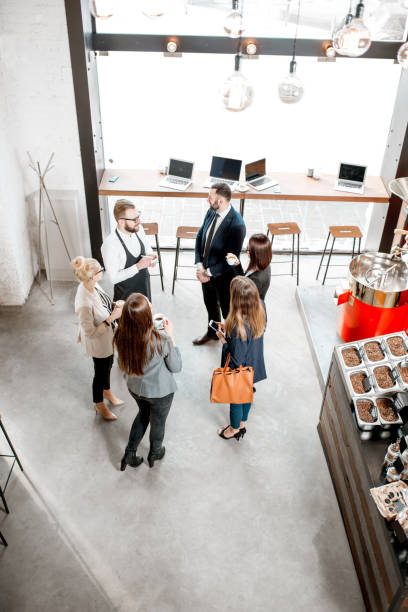 istock Business people in the cafe 941071630