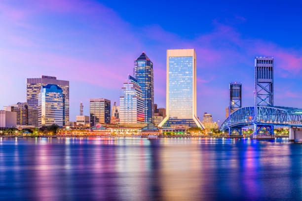 istock Jacksonville, Florida, USA Skyline 941076720