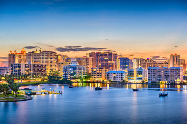 istock Sarasota, Florida, USA Skyline 941086960