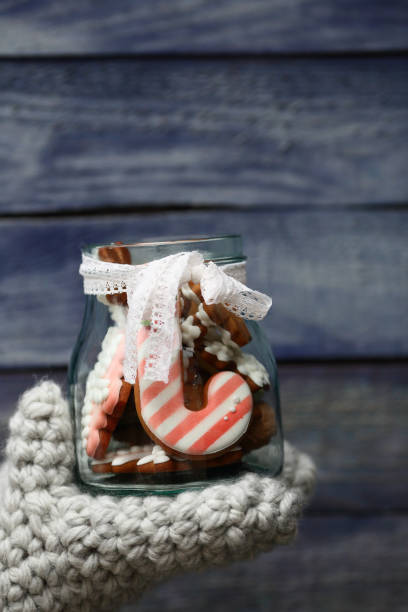 christmas jar with cookies - 16637 imagens e fotografias de stock