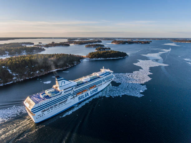 aerial view of silja symphony cruise ship - stockholm sweden sea winter imagens e fotografias de stock