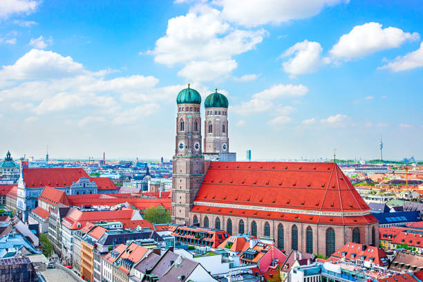 istock Panoramic view on Frauenkirche Church in Murich 941171786