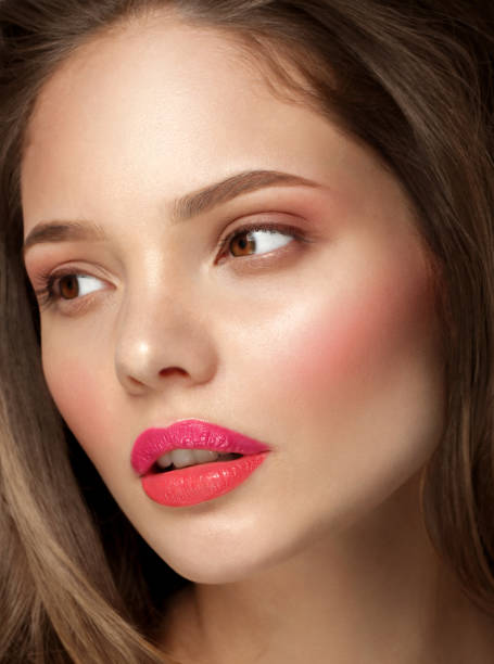 maquillage coloré - blush photos et images de collection