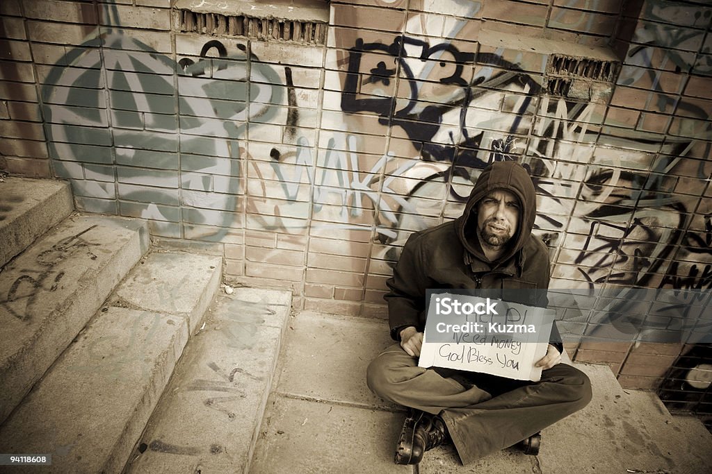Сумка-хобо человек - Стоковые фото Бедность роялти-фри