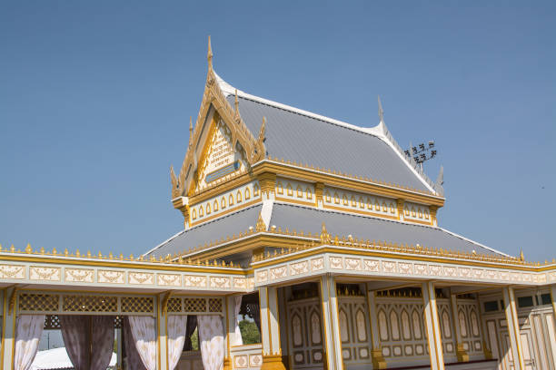 istock Decorating a crematorium for KING RAMA 9, 2017 941220998