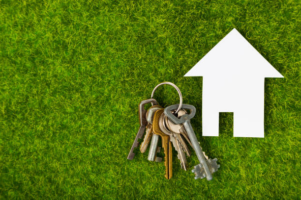 istock Cardboard house and keys 941271638