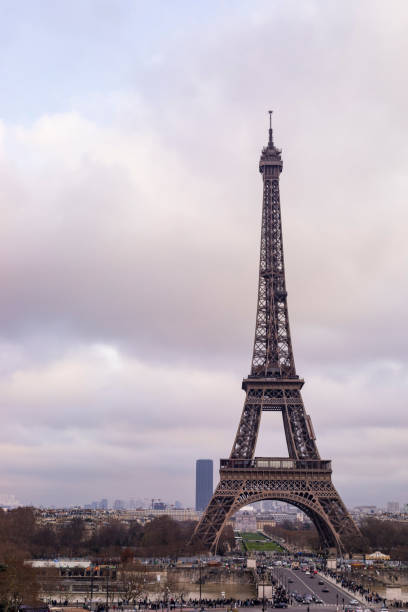 istock Eiffel Tower In The City Of Paris 941298424
