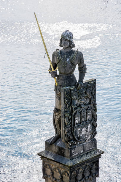 istock Statue of Bruncvik knight, Charles bridge, Prague 941369266