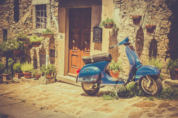 istock Scooter in Tuscany 941416354