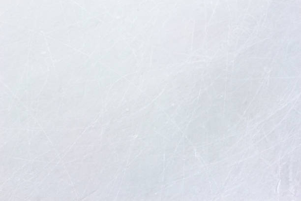 hielo pista piso superficie fondo y textura en época de invierno, tierra de deporte del hockey sobre hielo - man made ice fotografías e imágenes de stock