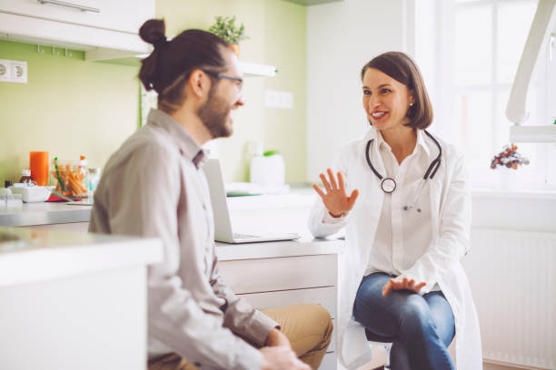Doctor consulting her patient
