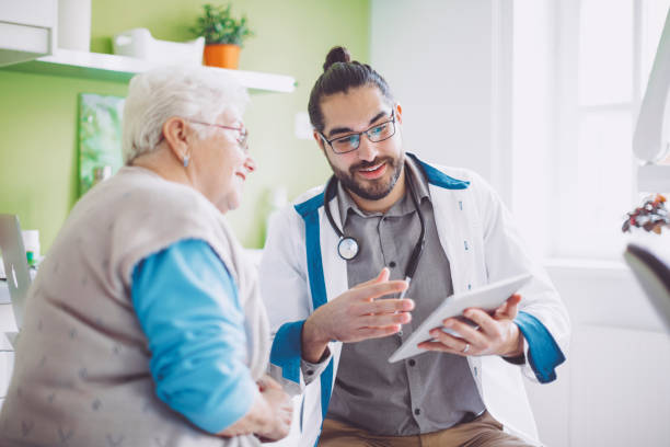 istock Doctor consulting his patient 941442700