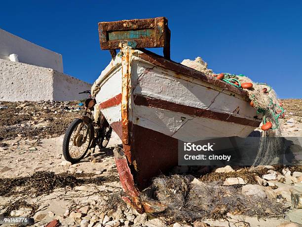 Photo libre de droit de Sidi Jmour banque d'images et plus d'images libres de droit de Algue - Algue, Bleu, Caillou