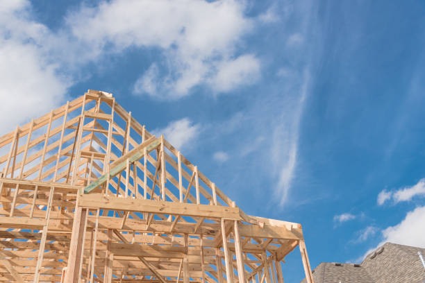 istock Close-up new build gables roof wooden truss, post, beam framework 941470308