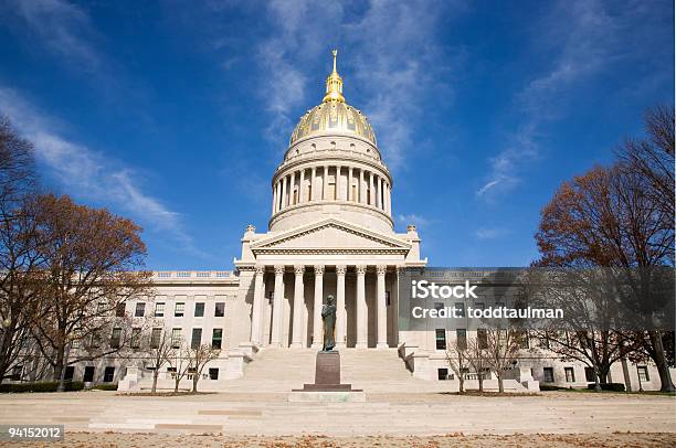 Capital Edifício Em Charleston Virgínia Ocidental - Fotografias de stock e mais imagens de Virgínia Ocidental - Estado dos EUA - Virgínia Ocidental - Estado dos EUA, Senado dos Estados Unidos, Edifício Federal