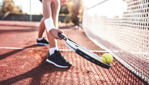 jugador de tenis. deporte, concepto de recreación - tennis serving sport athlete fotografías e imágenes de stock