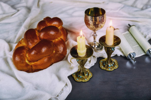 istock Shabbat Shalom - Traditional Jewish Sabbath ritual 941542084