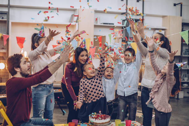 istock Children birthday celebration 941557608