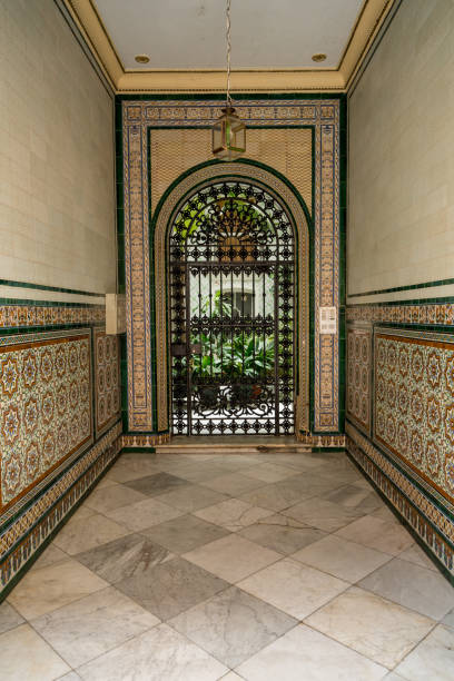 istock Garden courtyard in Cadiz, Southern Spain 941580194