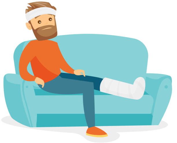 kaukasischen mann mit gebrochenem bein auf der couch sitzen - kaputtlachen stock-grafiken, -clipart, -cartoons und -symbole