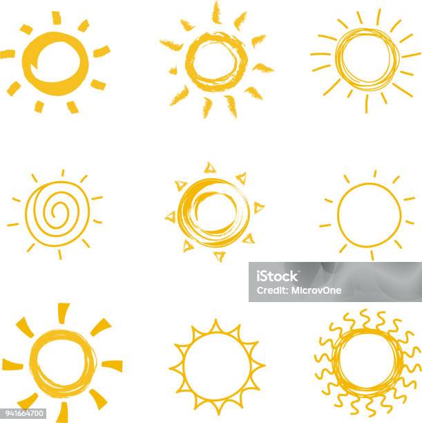 Main A Attiré Brillant Collection Soleil Vecteur De Chaleur Été Doodle Symboles Du Soleil Vecteurs libres de droits et plus d'images vectorielles de Soleil