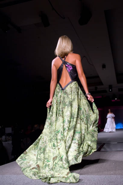 istock fashion model from behind 94172234