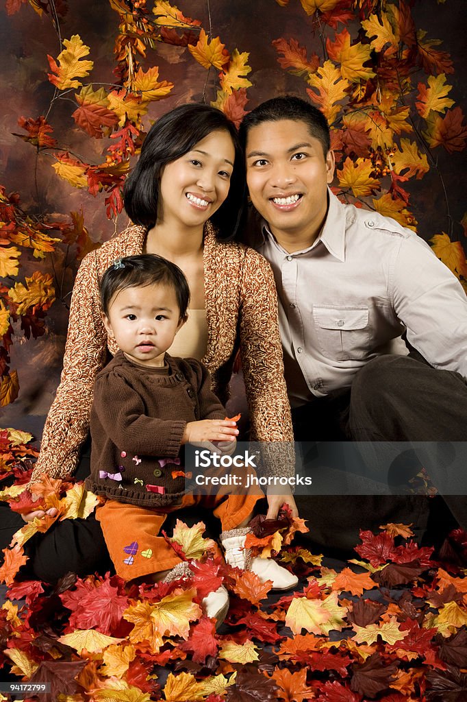 Otoño Retrato de familia - Foto de stock de Adulto libre de derechos