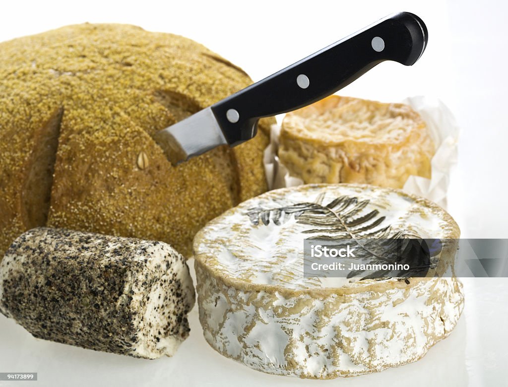 Roggenbrot und französische Käsesorten - Lizenzfrei Alterungsprozess Stock-Foto