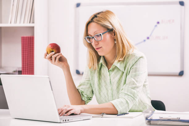 istock Businesswoman in office 941752696