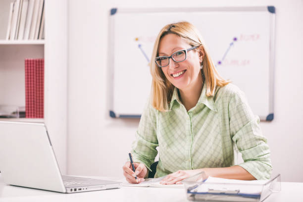 istock Businesswoman in office 941753214