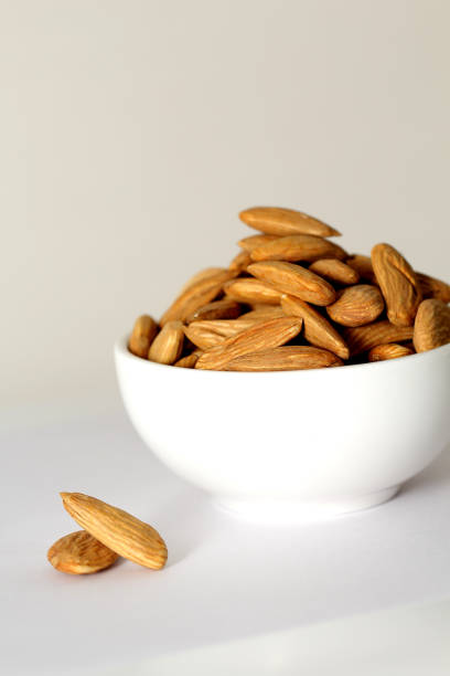 almond, almond in bowl