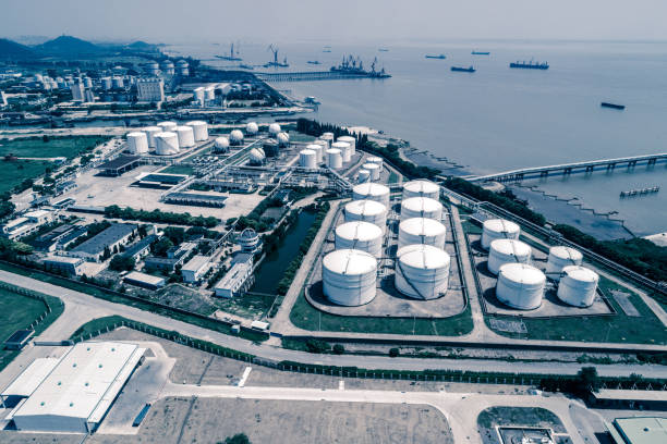 istock Oil Silos At Petroleum Refinery 941769682