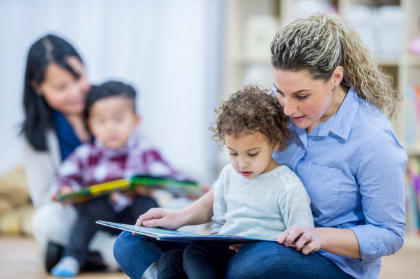 istock Mom And Child Reading 941775166