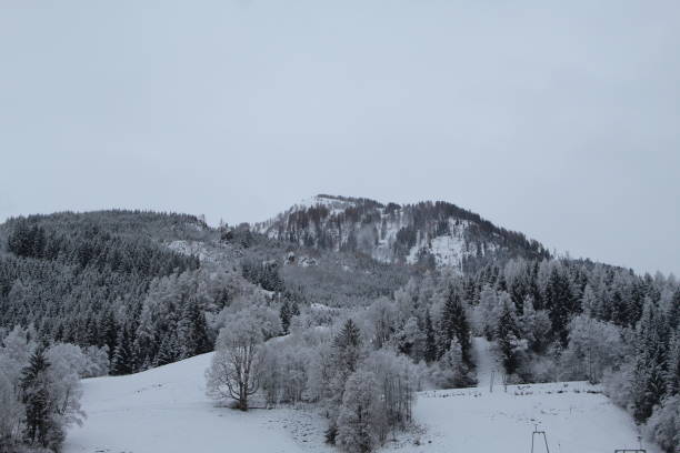 istock Snowy mountain in Kaprun 941863222