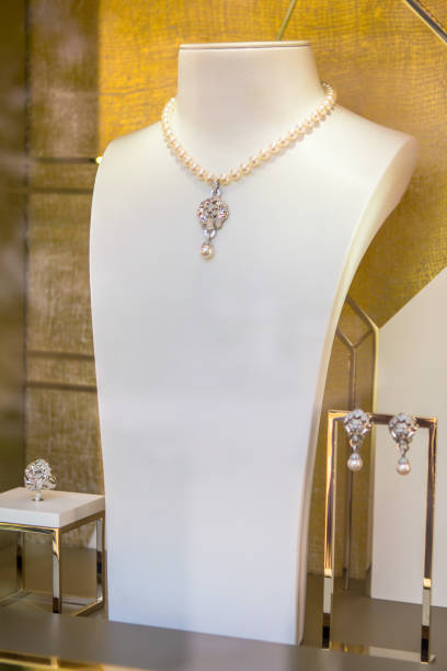 istock Jewelry shop window 941906556