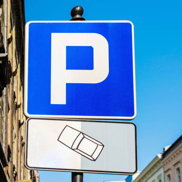 istock Sign of parking on-street. Square. 941936242