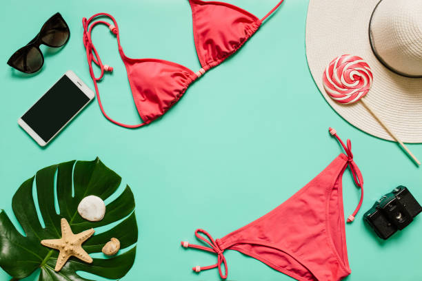 istock Summer vacation concept with pink bikini suit, hat and accessories 941961482