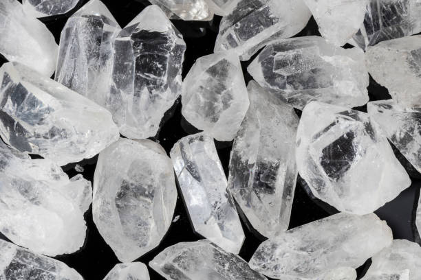 istock Many pieces of beautiful clear quartz crystal 942124904
