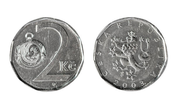 zwei tschechische krone 2003. isoliertes objekt auf einem weißen hintergrund - czech culture currency wealth coin stock-fotos und bilder